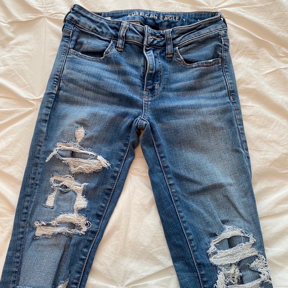 American Eagle distressed skinny jeans!